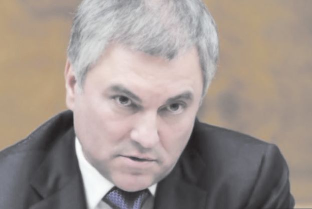 Может, хватит "лепить горбатого"?