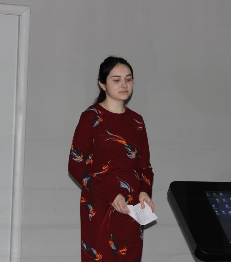 Марина Волоскова представляет