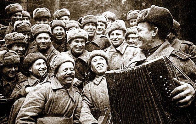 Музыки фронтовые дороги