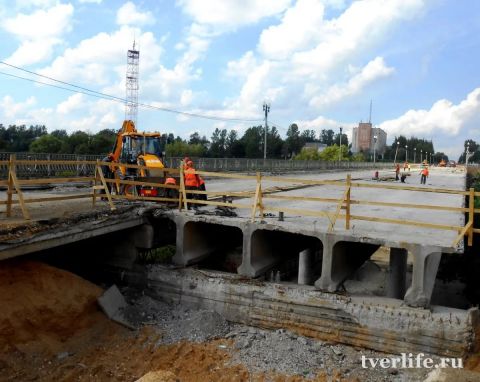 Мост должны доделать к ноябрю