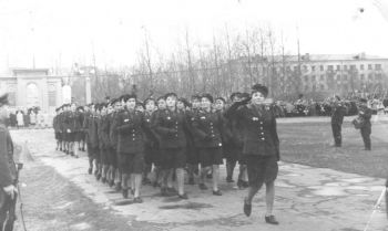 Парад на Советской площади