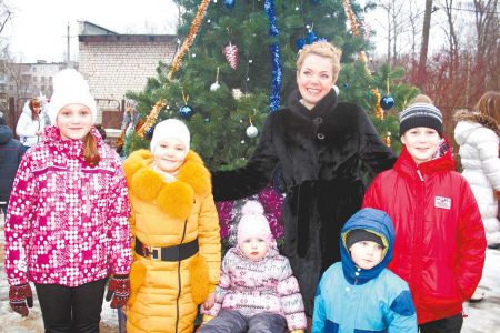 Алевтина Кучерова с ребятами