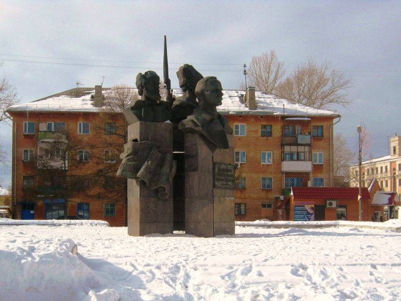 Три головы: на следующий год круглая дата