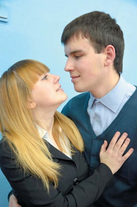 Ирина Захарова и Артем Цветков — 11-классники школы № 5. 