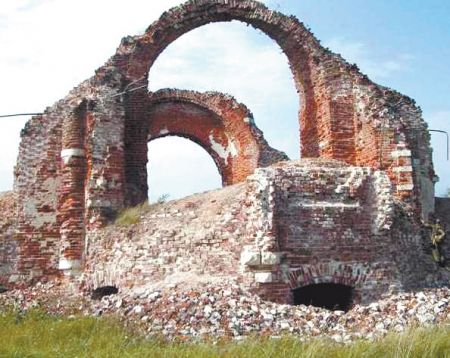 Исторические постройки