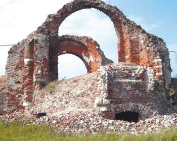 Исторические постройки