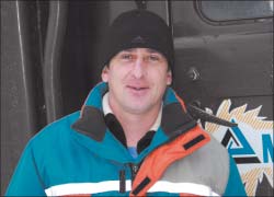 Электромонтер Р. Панин